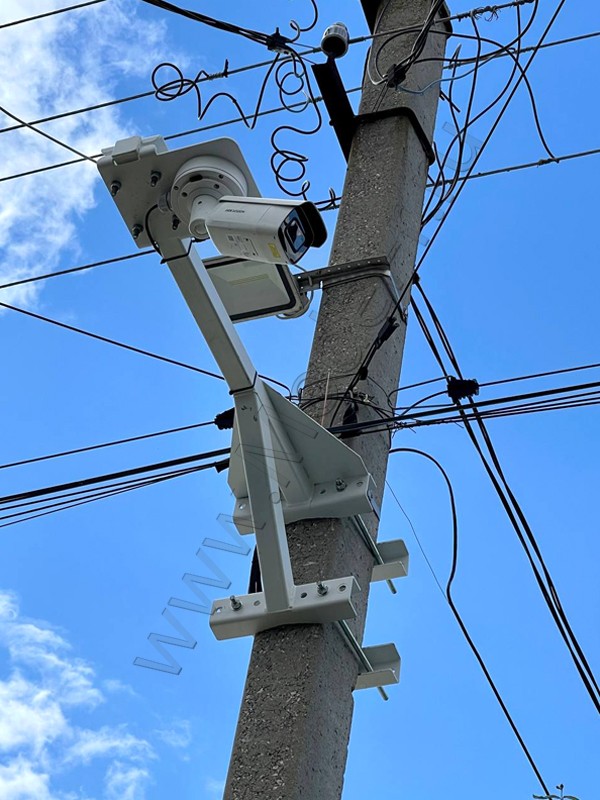 Кронштейн к бетонному столбу КРВ-19